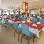 Annabella Park 4*