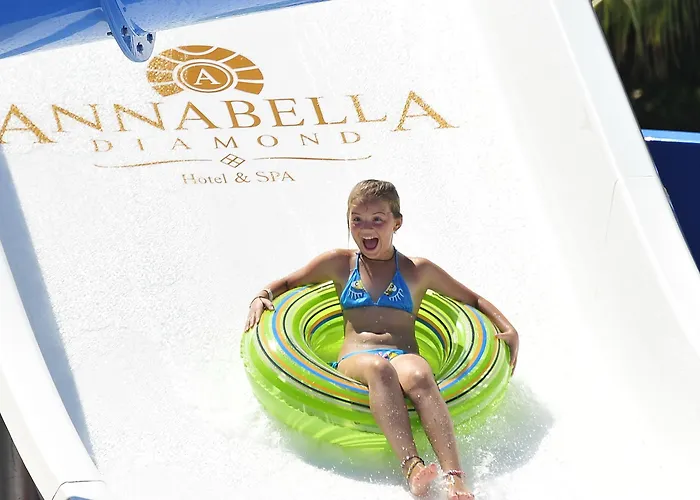 Annabella Park 4*